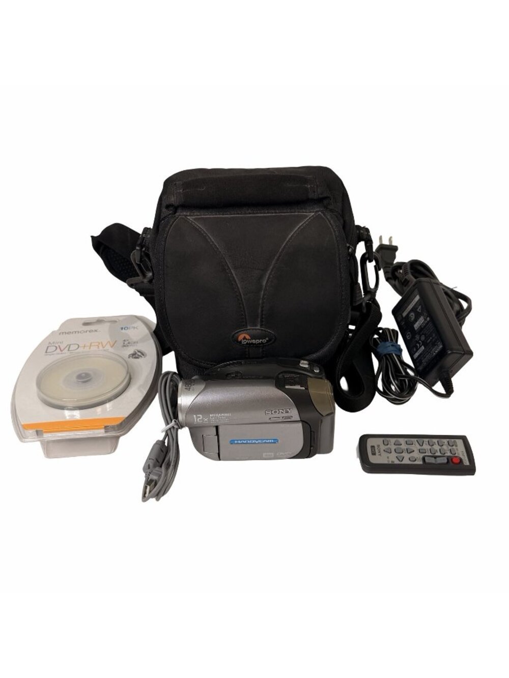 Sony DCR-DVD203E Handycam DVD Camcorder Digital Video DVD-R/RW DVD+RW Nightshot